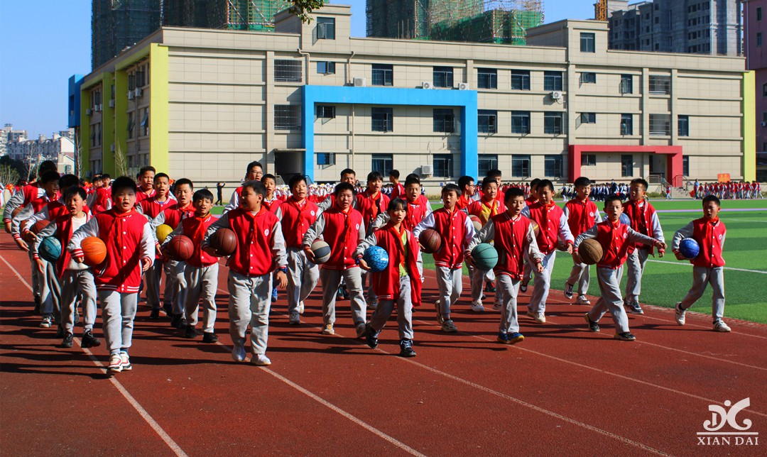 南昌現(xiàn)代外國語學(xué)校第二十三屆運(yùn)動(dòng)會(huì)開幕式掠影（十一）